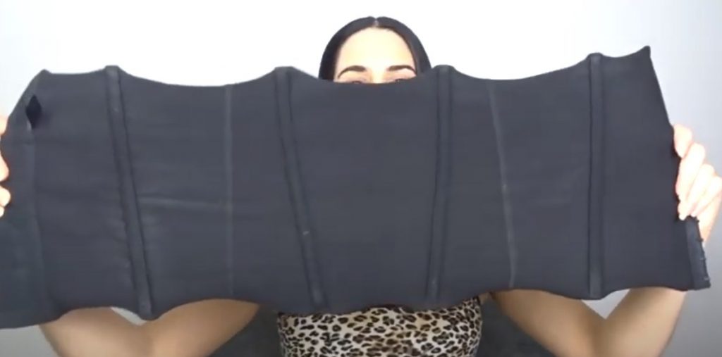 skims waist trainer0